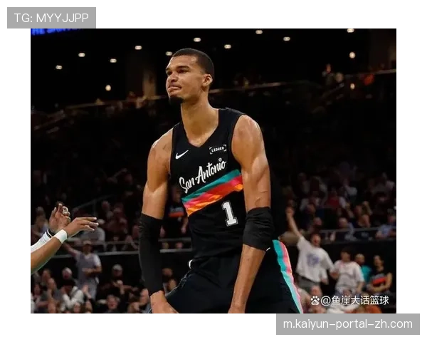 国王背靠背作战体能临界点明显 德罗赞39分创赛季新高难救主 国王背靠背作战体能临界点明显 德罗赞39分创赛季新高难救主